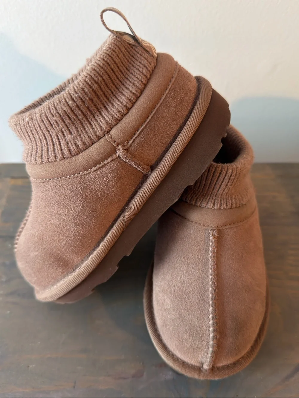 UGG size 8t